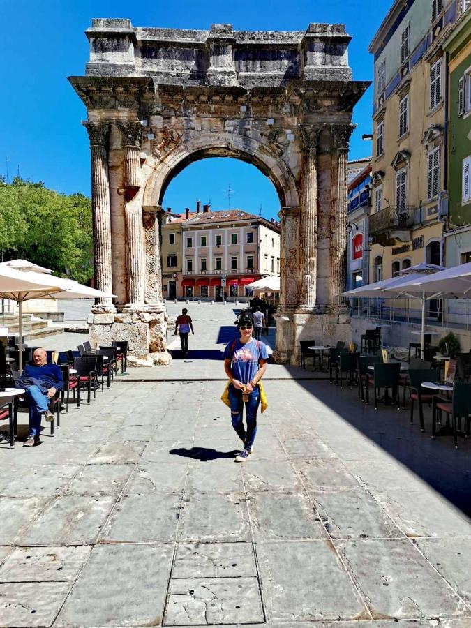 Apartment Andreas - Amphitheater - Pula Exteriör bild