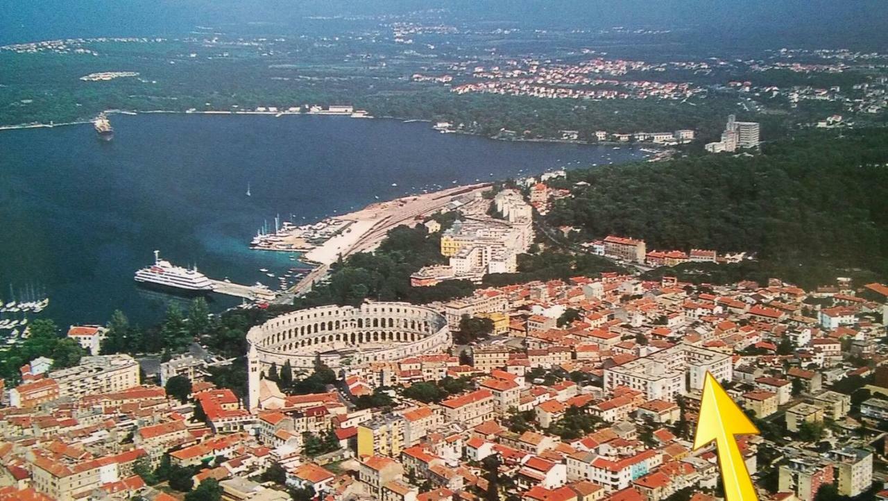 Apartment Andreas - Amphitheater - Pula Exteriör bild